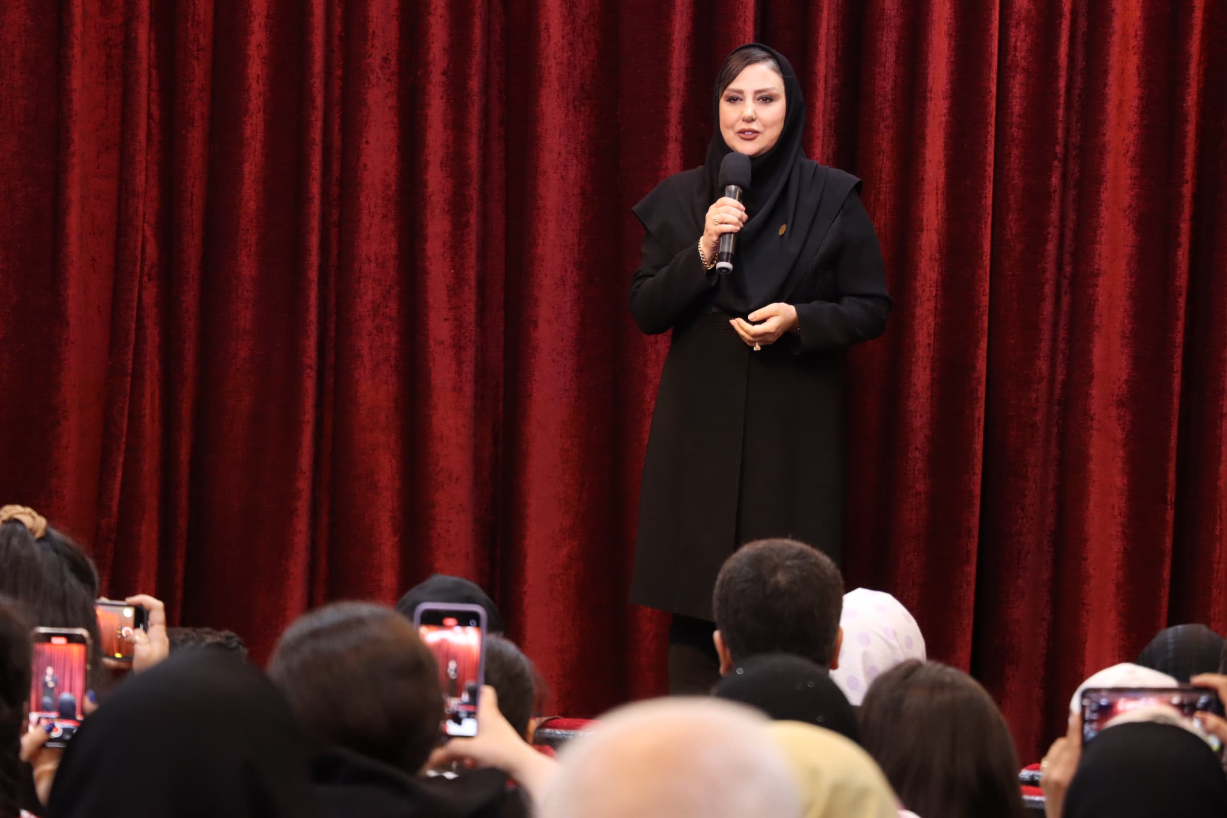 دبستان غیردولتی هوشمند دخترانه سنای شمس